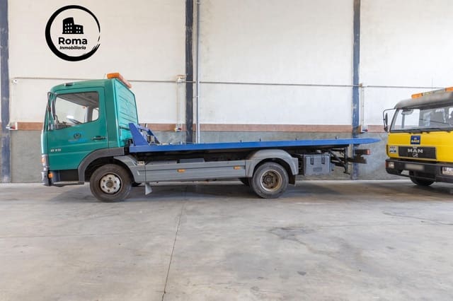 Entreprise à vendre à Loja - 590 000 € (Ref: 9715031)