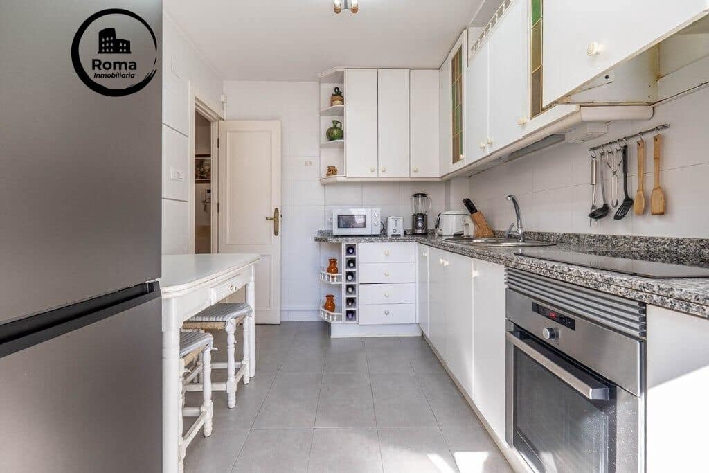 4 bedroom Penthouse for sale in Granada city - € 439,000 (Ref: 9715032)