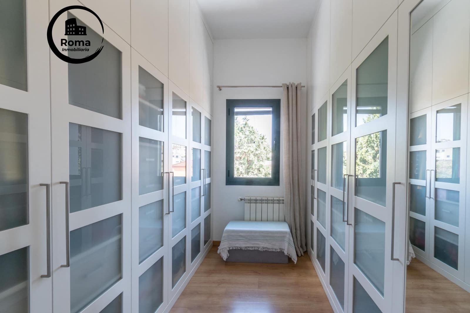 4 bedroom Villa for sale in Alhendin with pool garage - € 449,000 (Ref: 9715036)