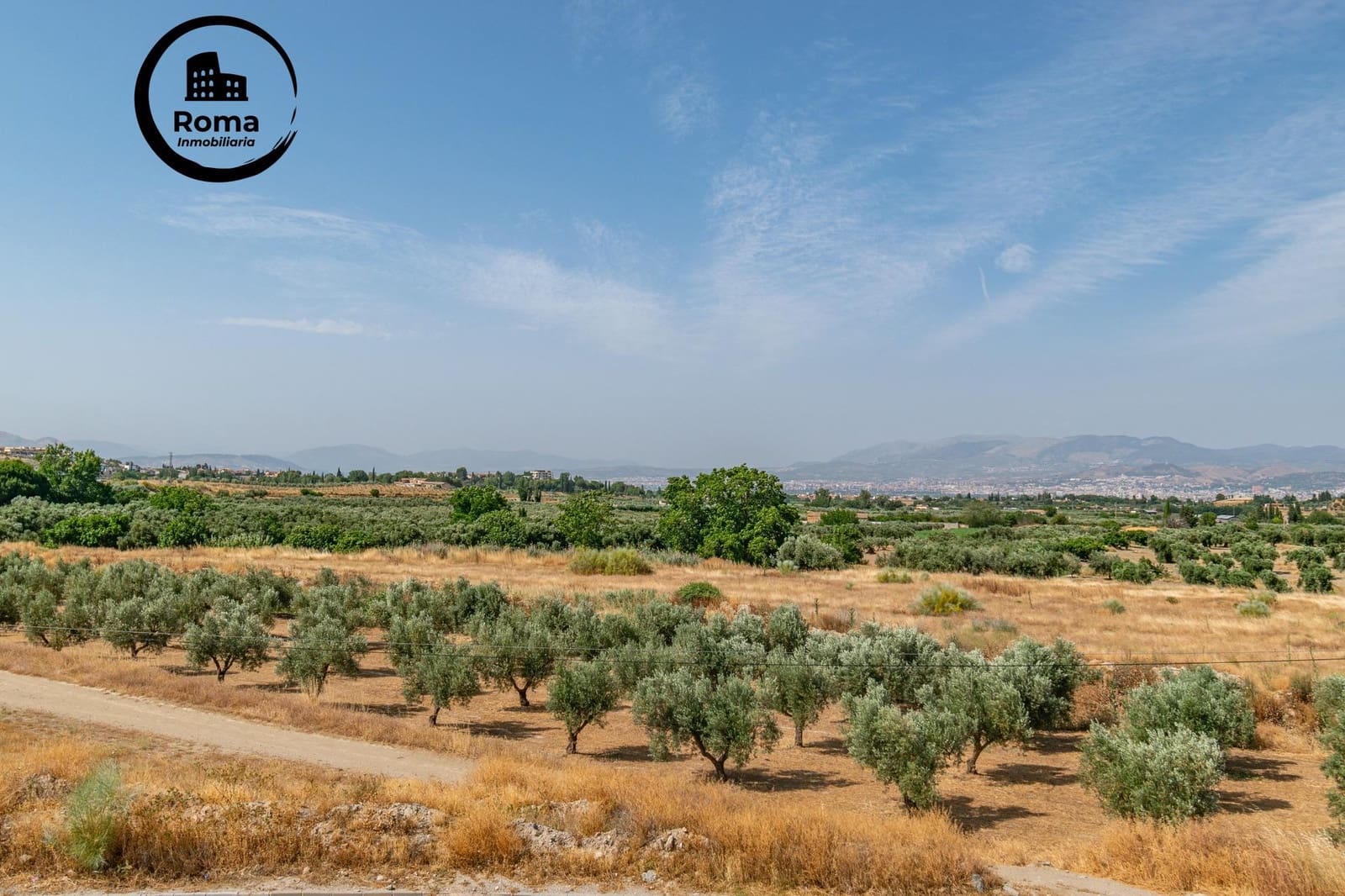 4 bedroom Villa for sale in Alhendin with pool garage - € 449,000 (Ref: 9715036)