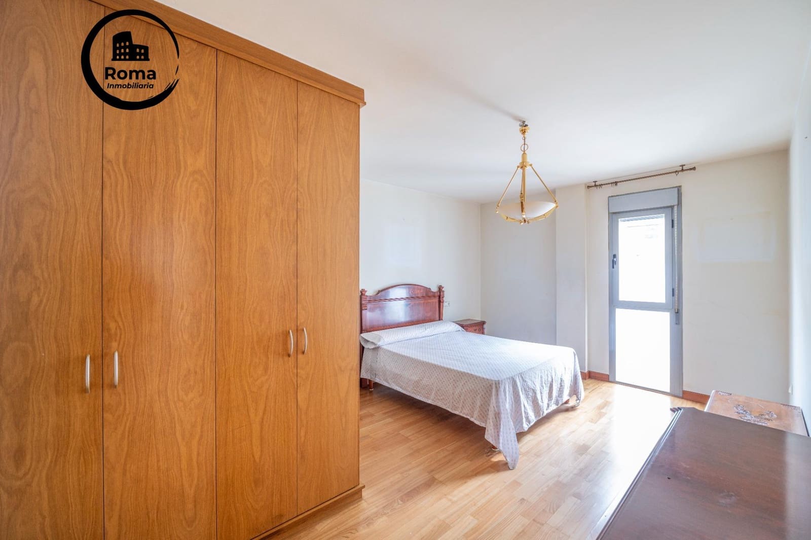 5 slaapkamer Flat te koop in Granada stad met garage - € 358.000 (Ref: 9715042)