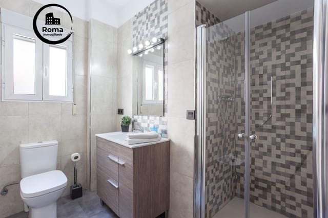 Apartamento de 15 habitaciones en Centro, Granada ciudad en venta - 1.175.000 € (Ref: 9715049)