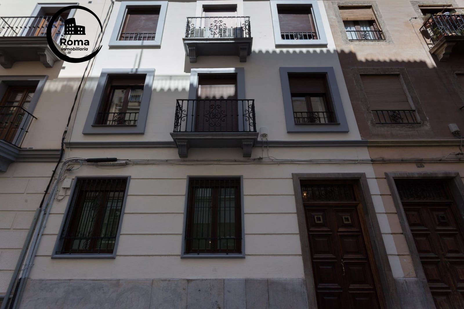 15 soveværelse Lejlighed til salg i Granada by - € 1.175.000 (Ref: 9715049)