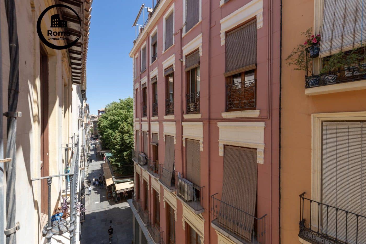 Erhverv til salg i Granada by - € 1.099.999 (Ref: 9715053)