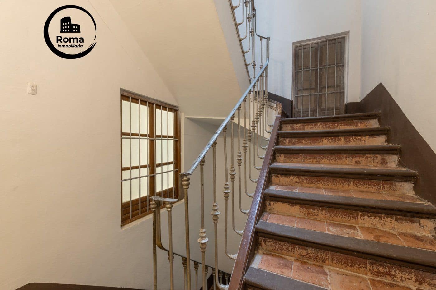 Erhverv til salg i Granada by - € 1.099.999 (Ref: 9715053)