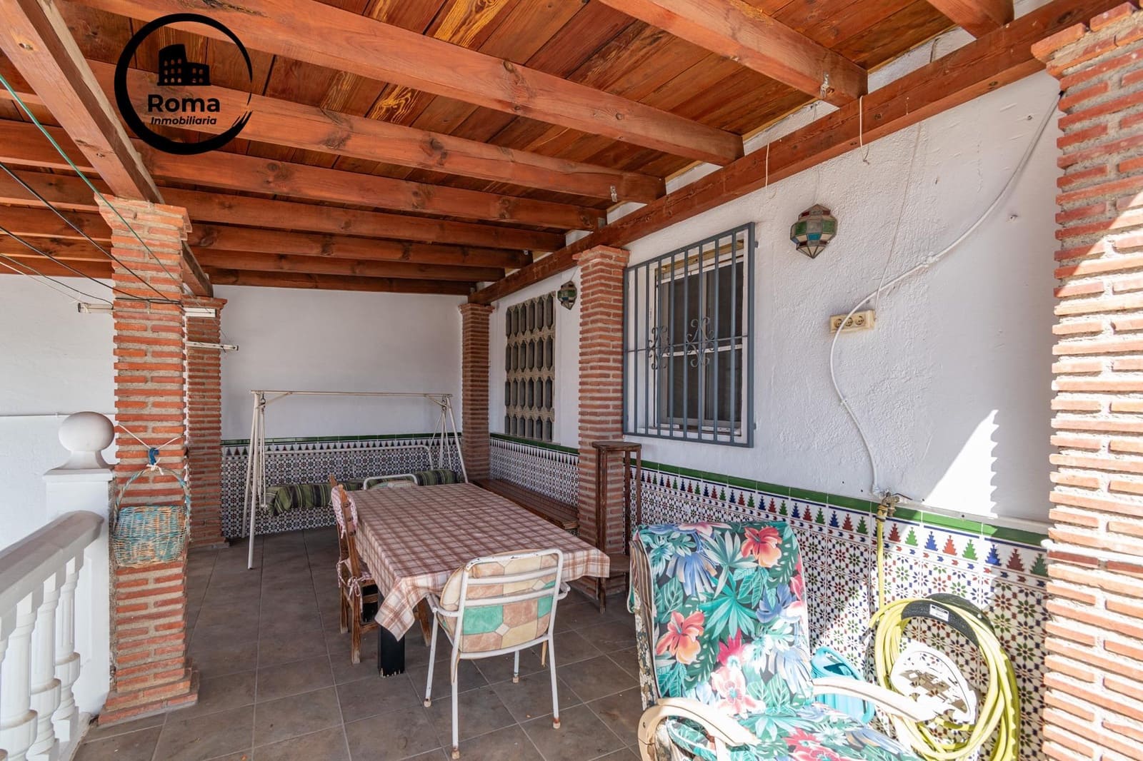 4 bedroom Townhouse for sale in Atarfe with pool - € 280,000 (Ref: 9720112)