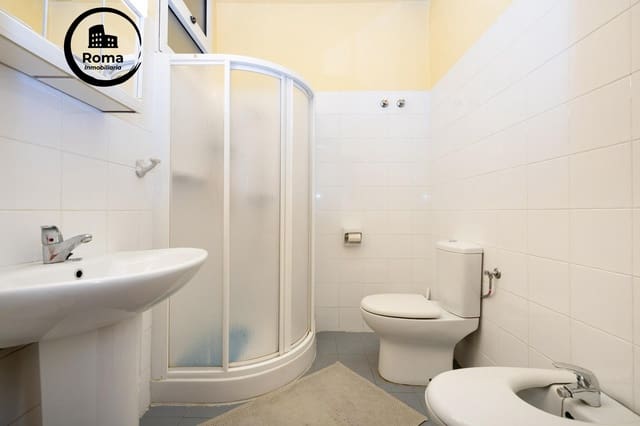 Casa de 2 habitaciones en Granada ciudad en venta - 249.000 € (Ref: 9720114)