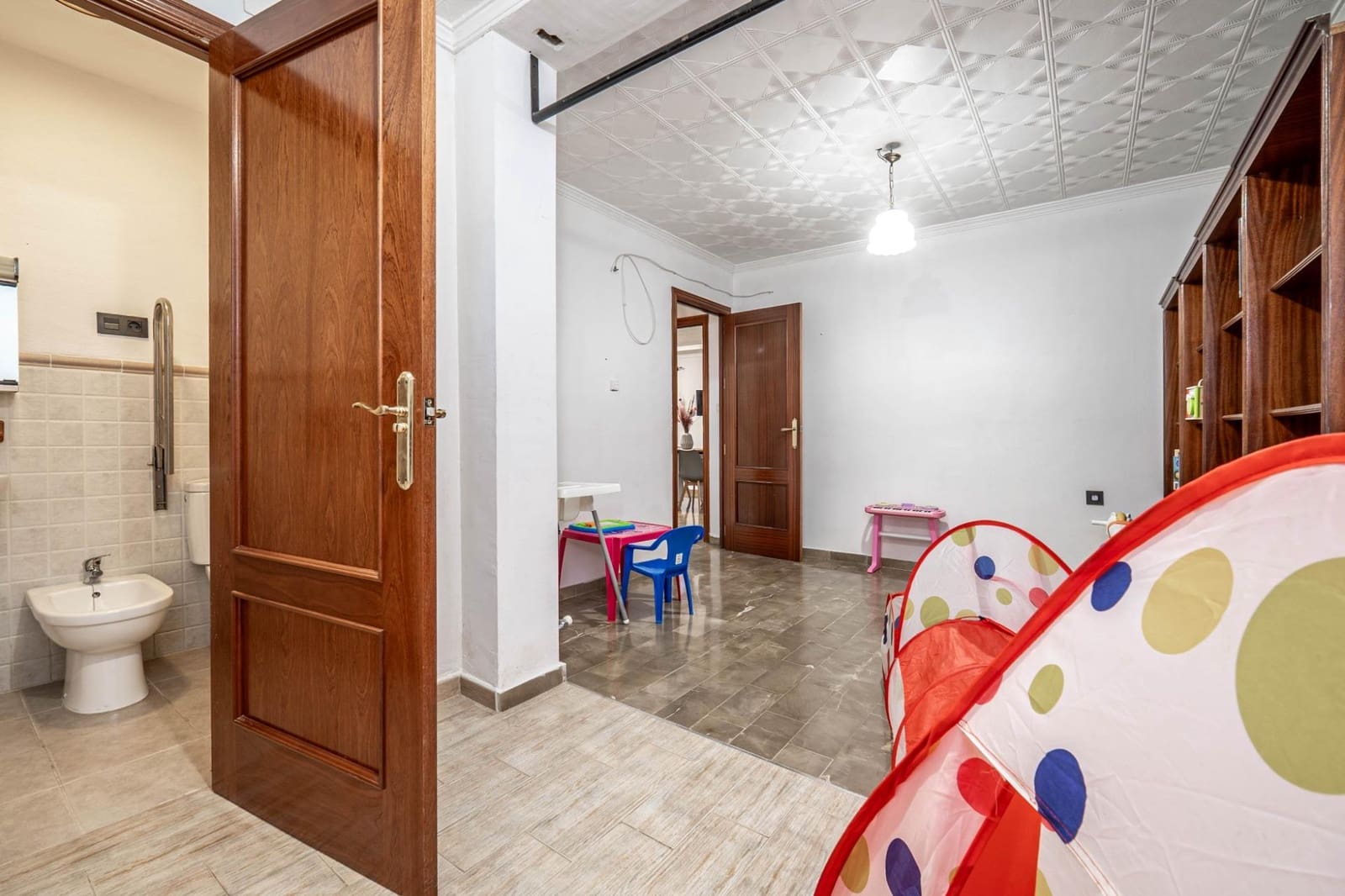 4 sypialnia Dom blizniak na sprzedaż w Huetor Vega z basenem - 315 000 € (Ref: 9720117)