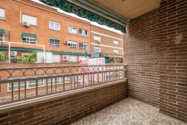 4 quarto Apartamento para venda em Granada cidade com garagem - 375 000 € (Ref: 9721817)