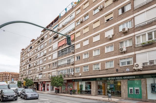 4 quarto Apartamento para venda em Granada cidade com garagem - 375 000 € (Ref: 9721817)