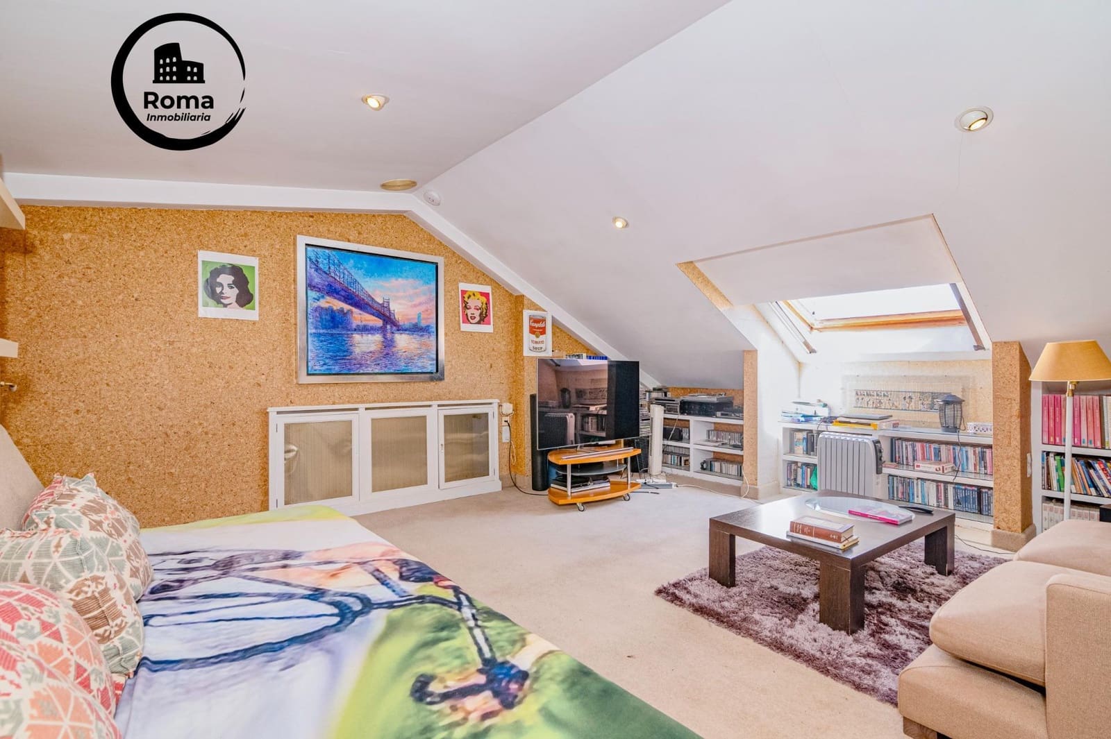 6 bedroom Villa for sale in Gojar with garage - € 480,000 (Ref: 9721819)