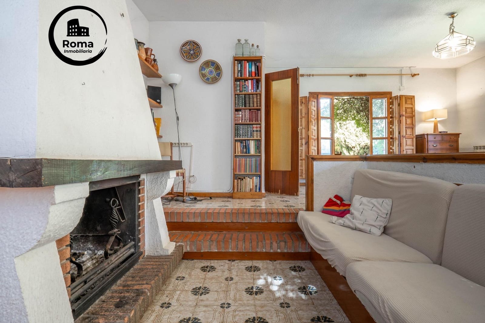 4 bedroom Villa for sale in Ogijares with pool garage - € 399,000 (Ref: 9721820)