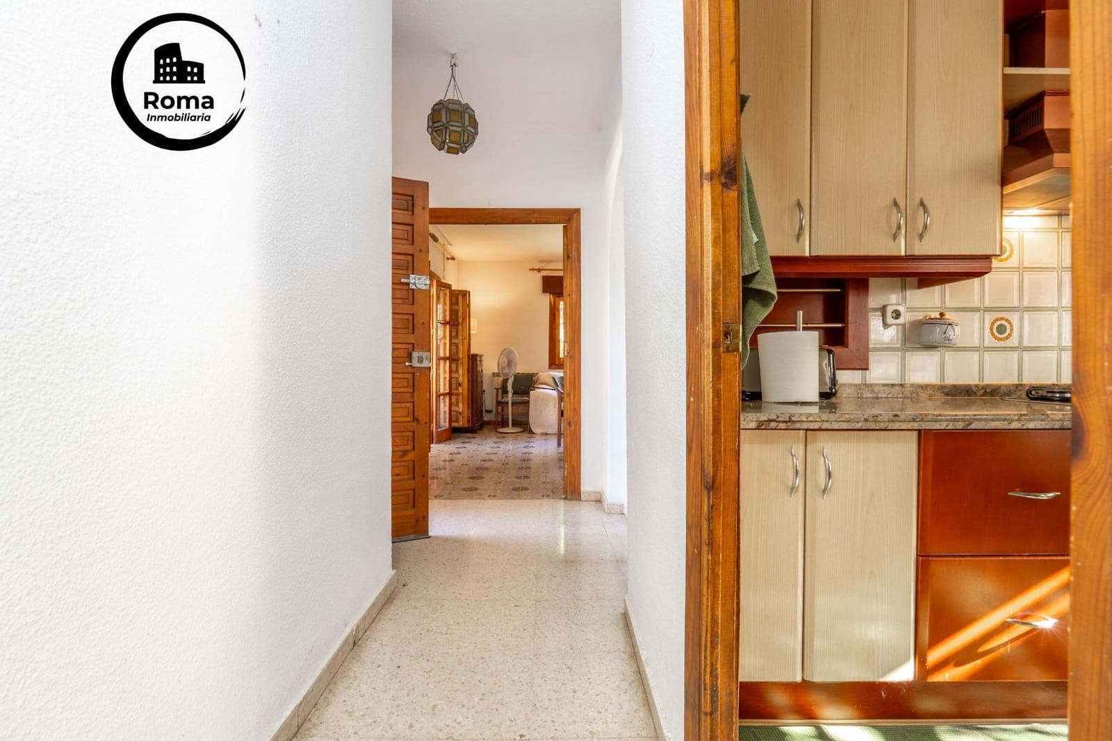 4 bedroom Villa for sale in Ogijares with pool garage - € 399,000 (Ref: 9721820)