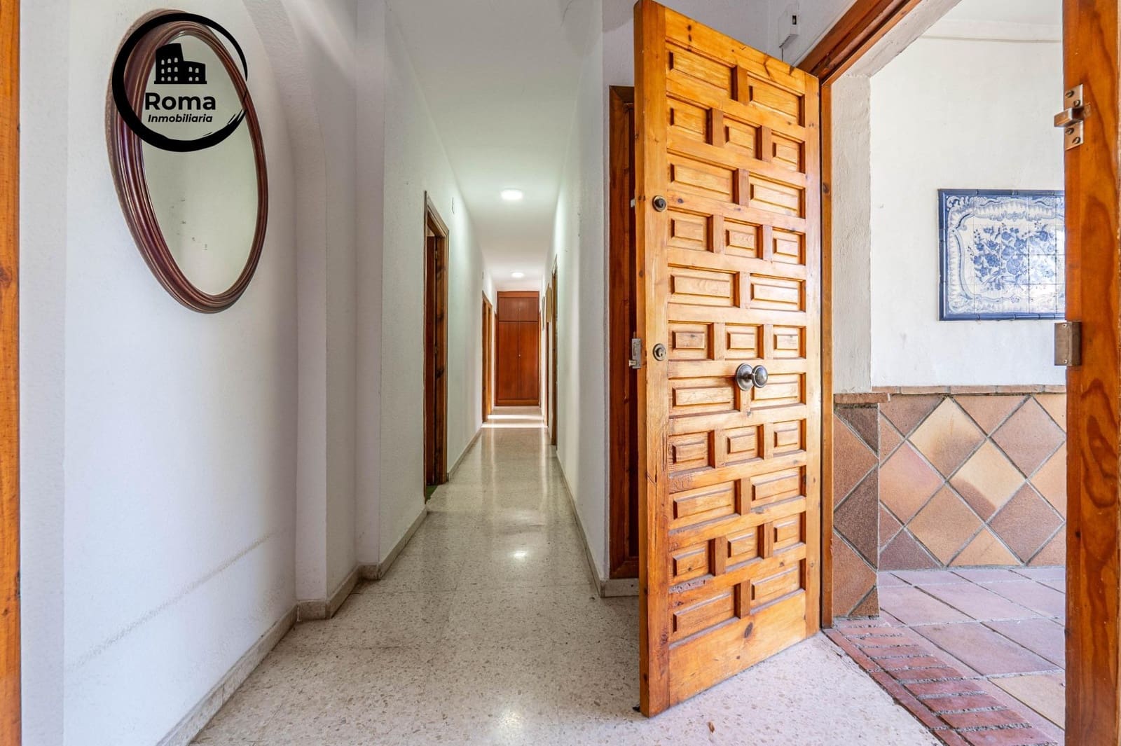 4 bedroom Villa for sale in Ogijares with pool garage - € 399,000 (Ref: 9721820)