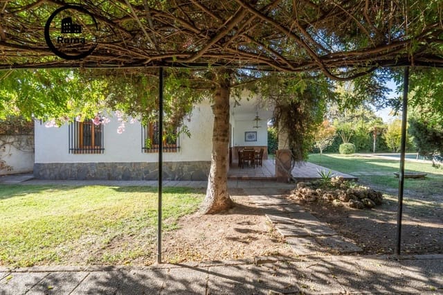 4 bedroom Villa for sale in Ogíjares with pool garage - € 399,000 (Ref: 9721820)