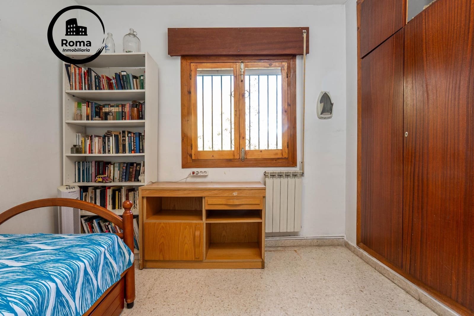 4 bedroom Villa for sale in Ogijares with pool garage - € 399,000 (Ref: 9721820)