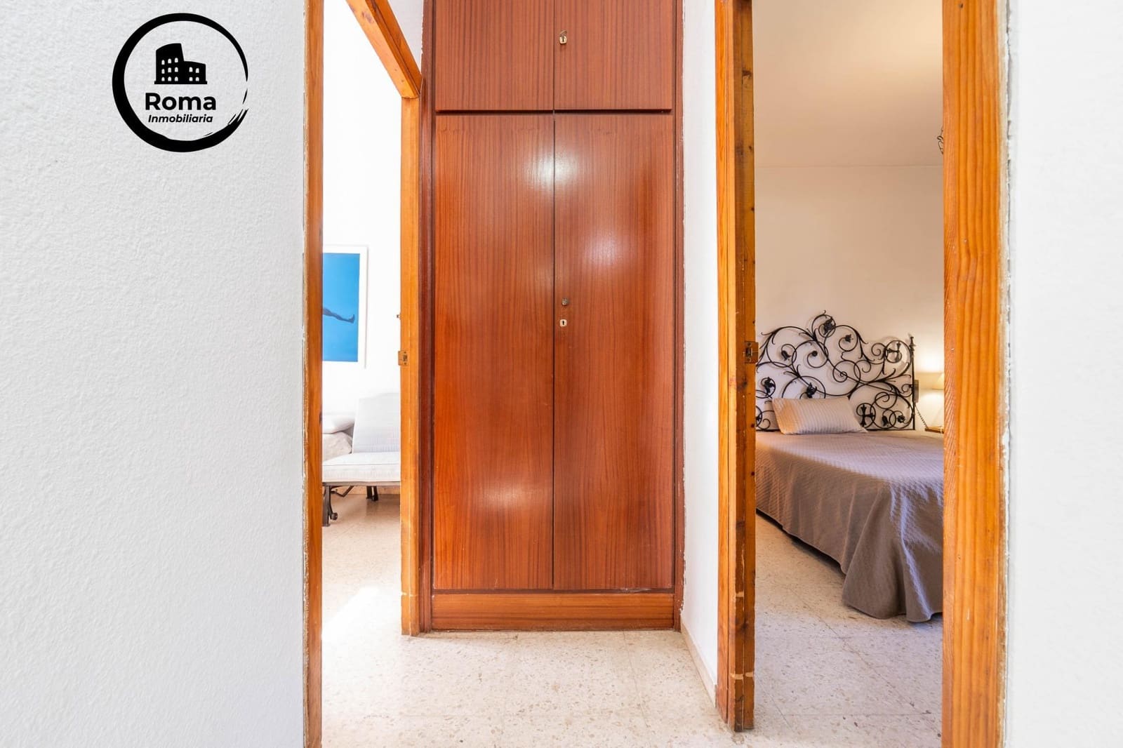 4 bedroom Villa for sale in Ogijares with pool garage - € 399,000 (Ref: 9721820)