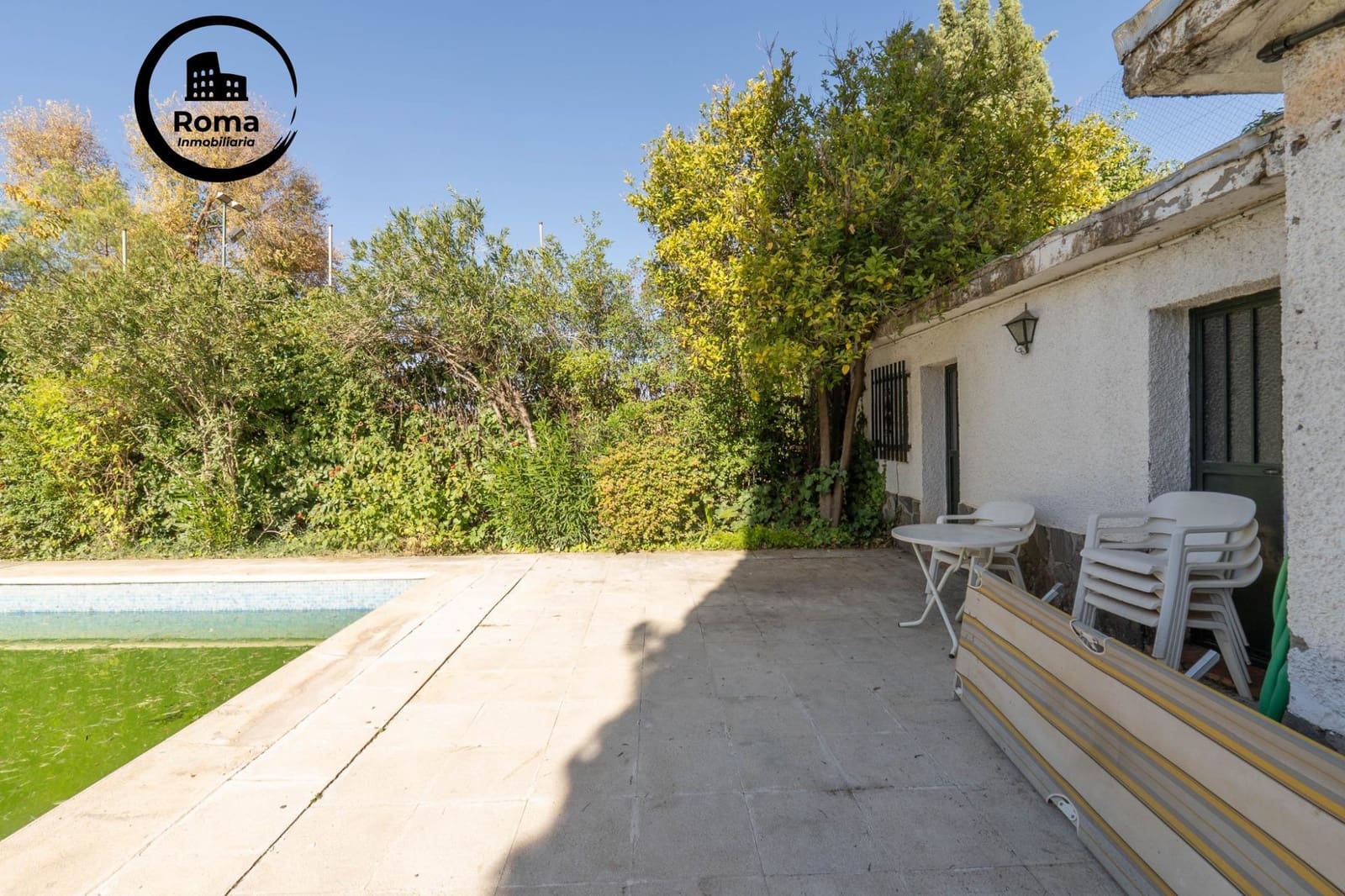 4 bedroom Villa for sale in Ogijares with pool garage - € 399,000 (Ref: 9721820)