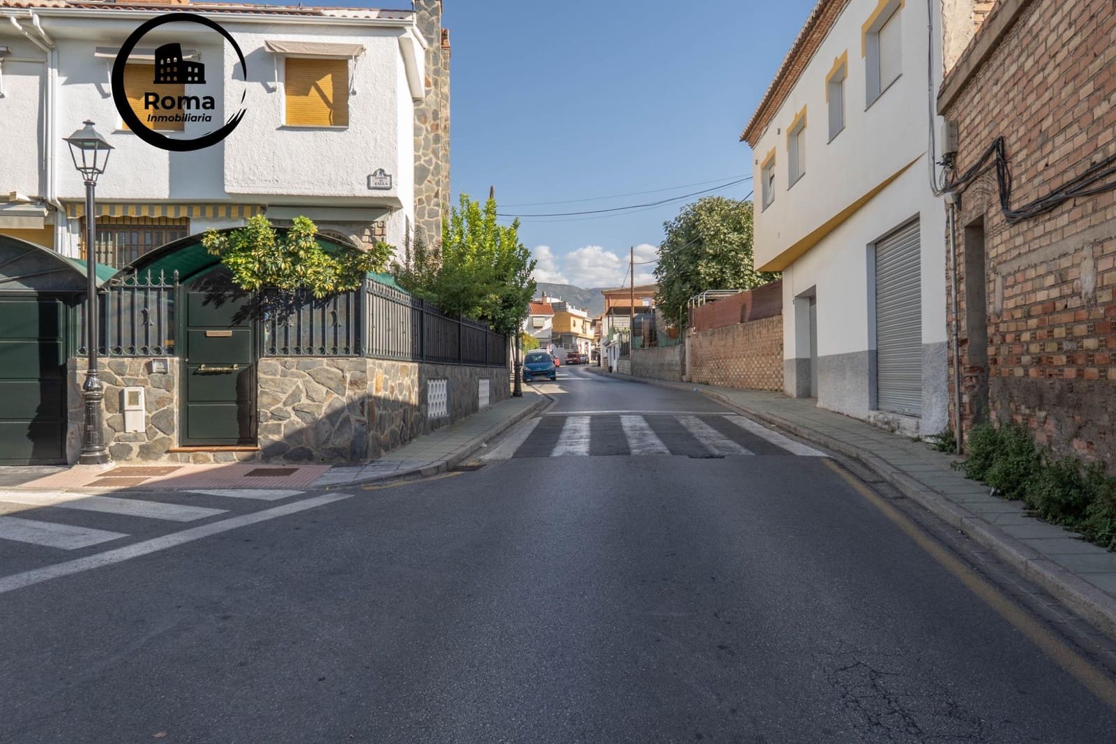 4 bedroom Villa for sale in Ogijares with pool garage - € 399,000 (Ref: 9721820)