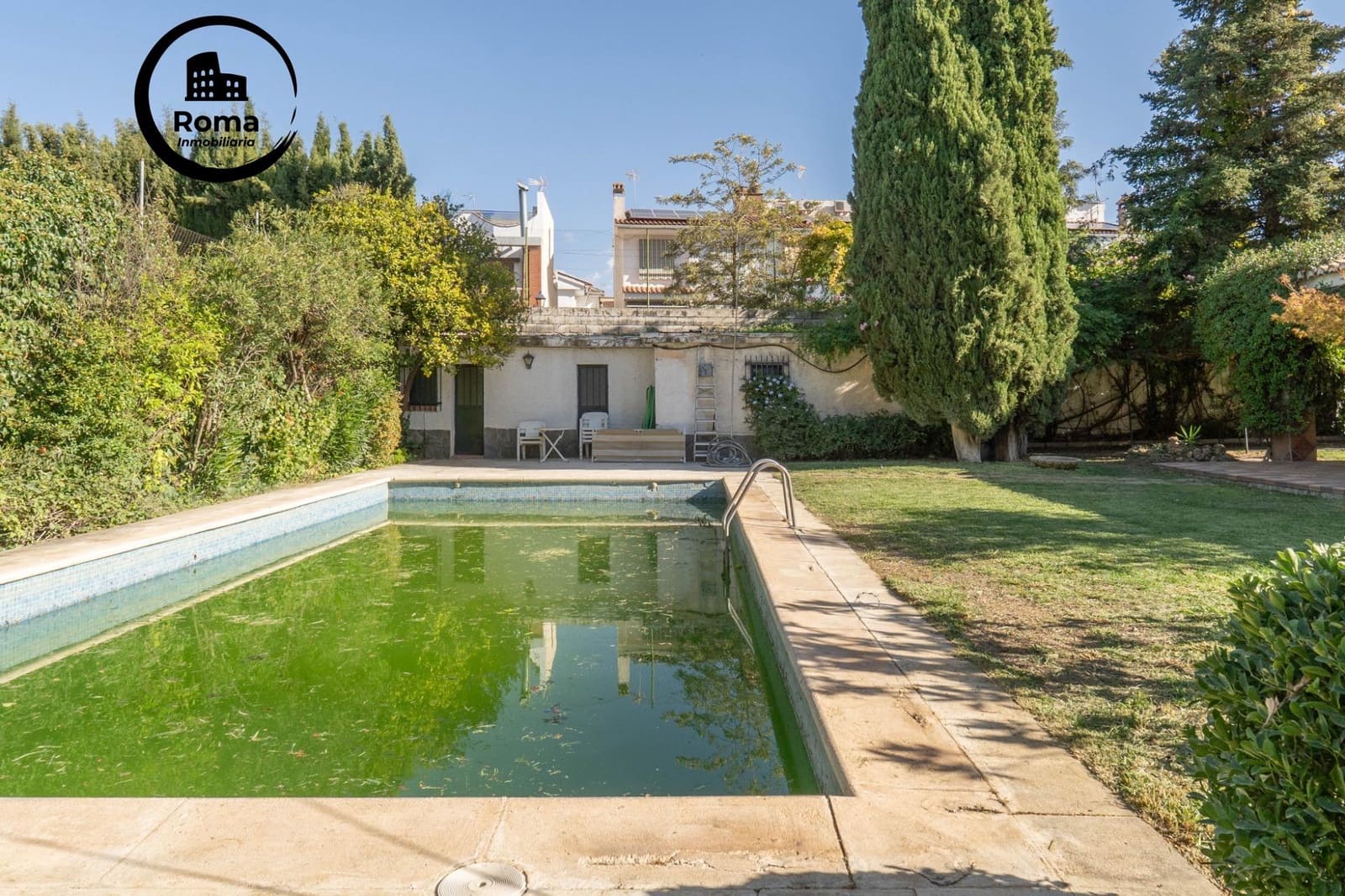 4 bedroom Villa for sale in Ogijares with pool garage - € 399,000 (Ref: 9721820)