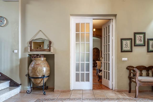 5 sypialnia Willa na sprzedaż w Ogíjares z basenem - 725 000 € (Ref: 9721821)