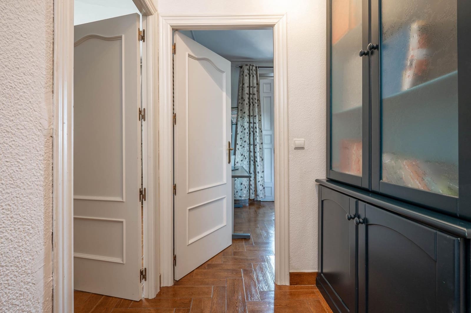 5 bedroom Villa for sale in Ogijares with pool - € 725,000 (Ref: 9721821)