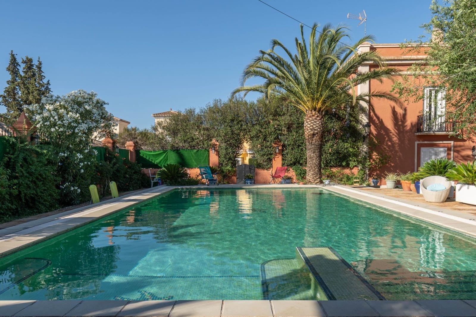 5 bedroom Villa for sale in Ogijares with pool - € 725,000 (Ref: 9721821)