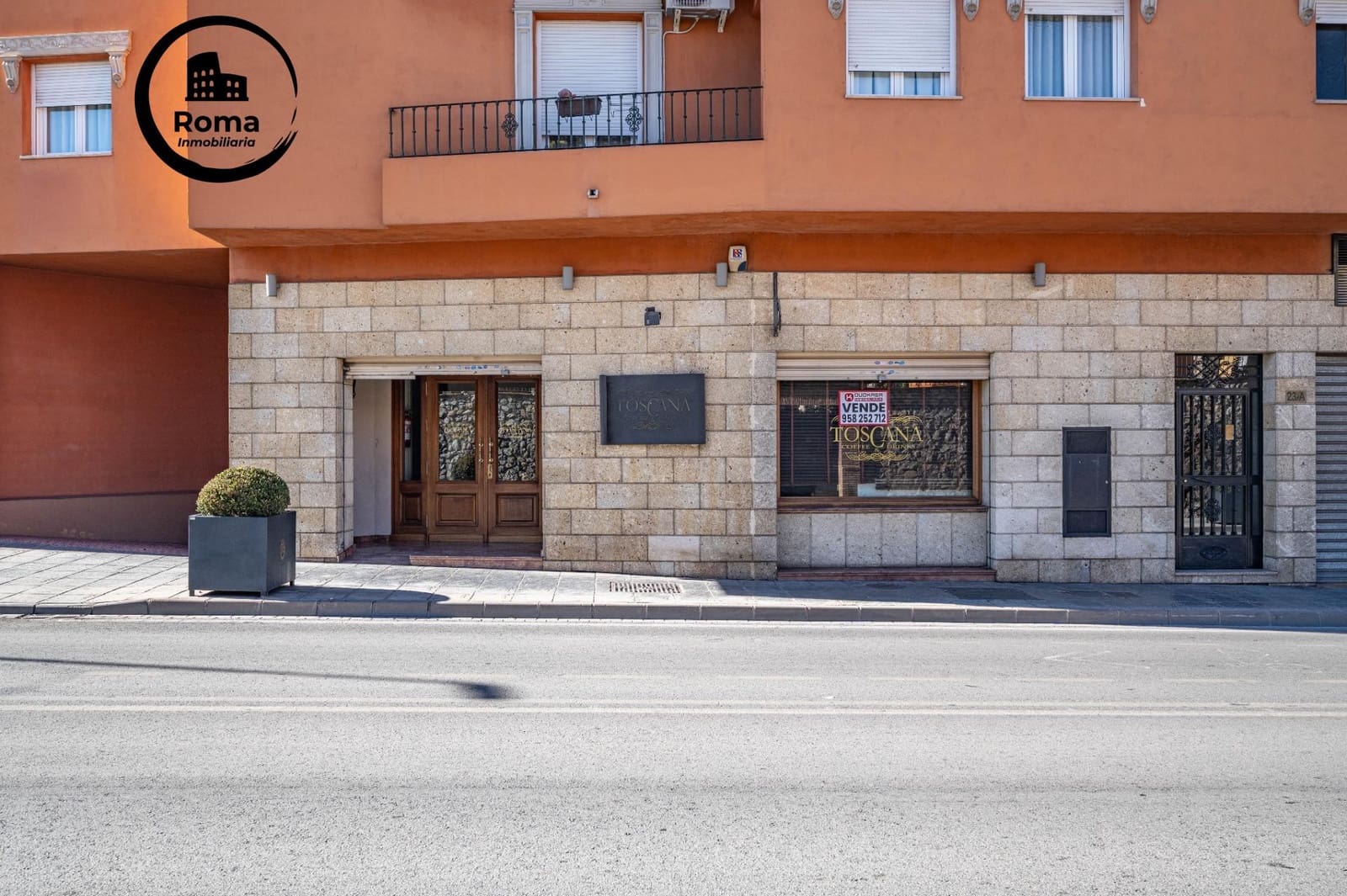 Business for sale in Ogijares - € 169,500 (Ref: 9721823)