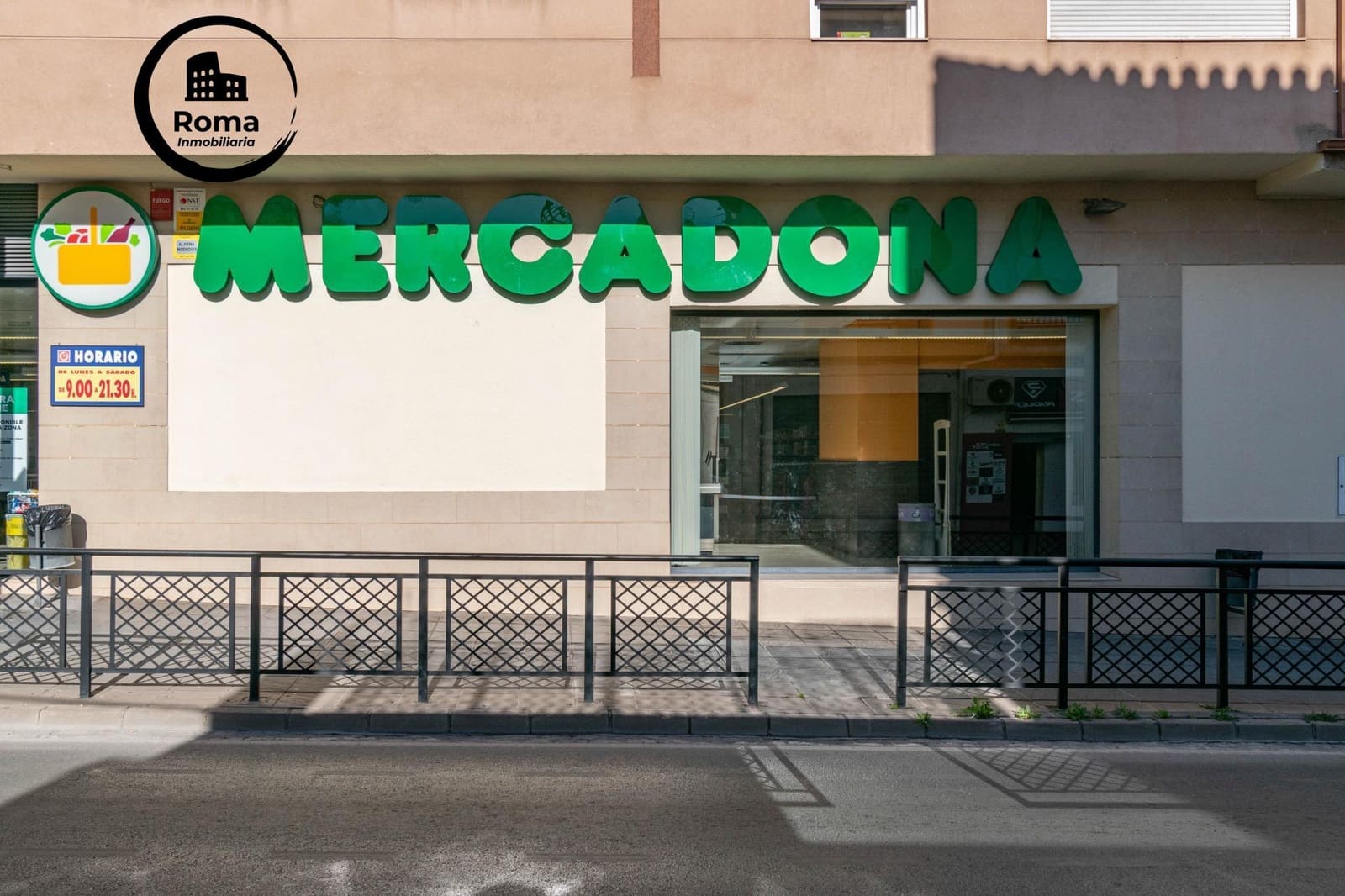 Business for sale in Ogijares - € 169,500 (Ref: 9721823)