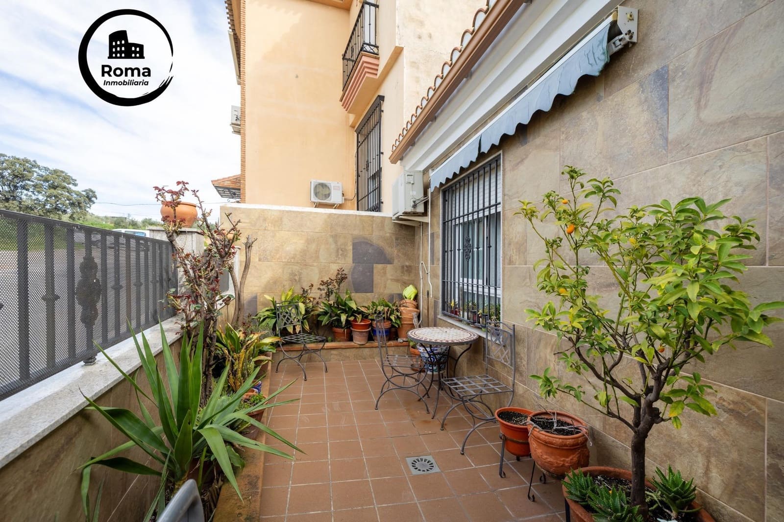 3 Zimmer Reihenhaus zu verkaufen in Peligros mit Garage - 229.000 € (Ref: 9721826)