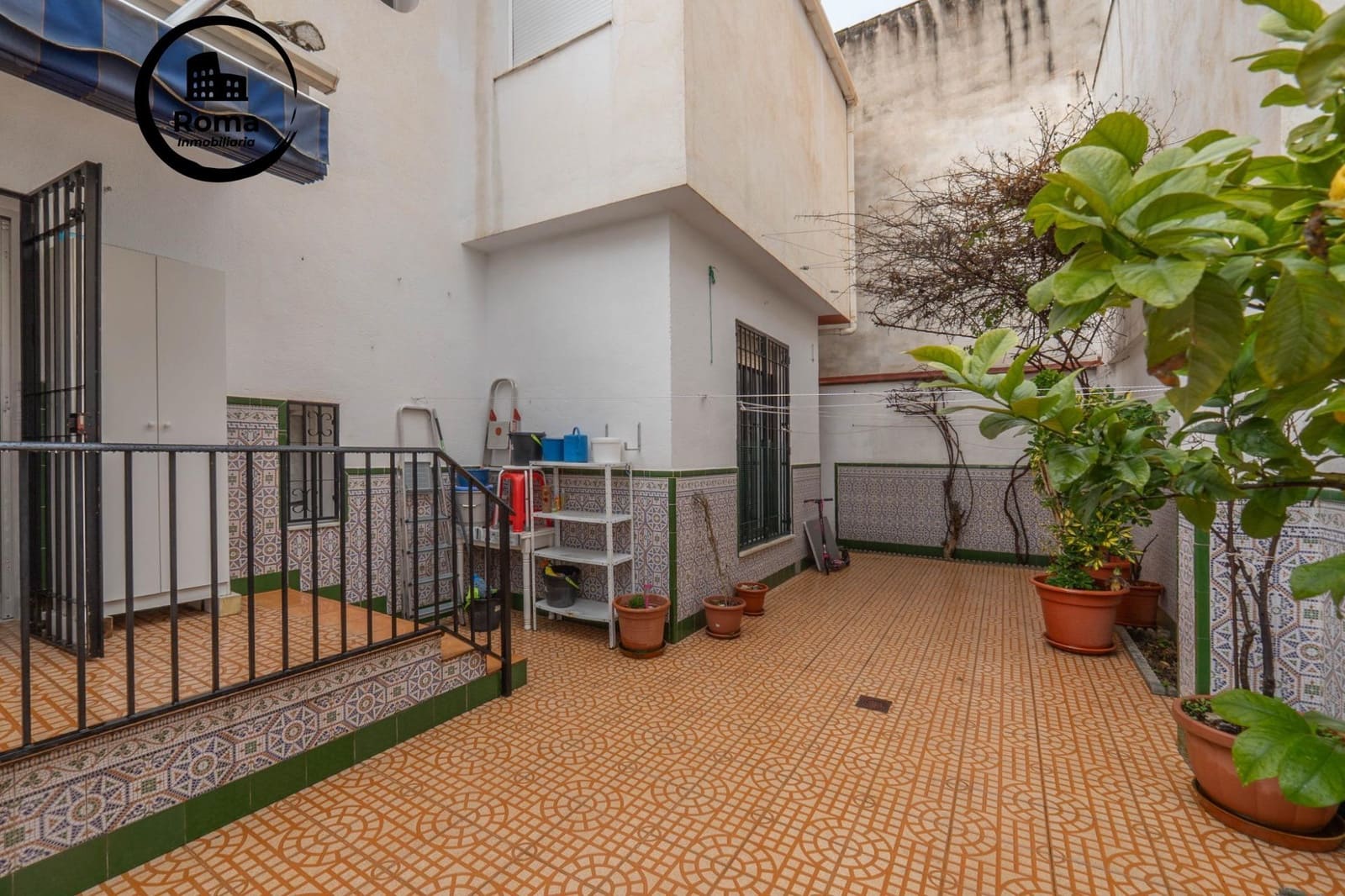 4 bedroom Terraced Villa for sale in Santa Fe with garage - € 220,000 (Ref: 9721829)
