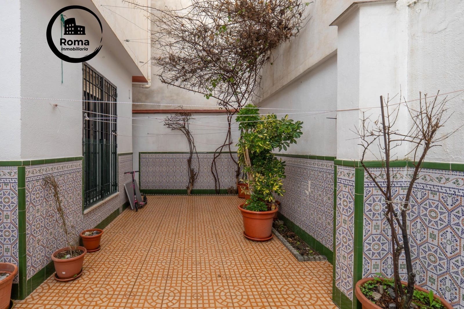 4 bedroom Terraced Villa for sale in Santa Fe with garage - € 220,000 (Ref: 9721829)