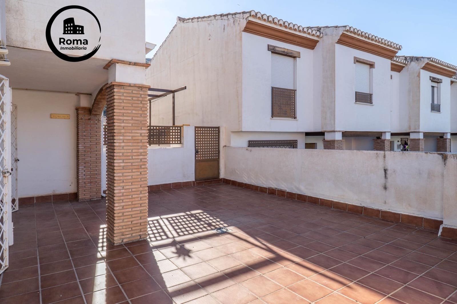3 slaapkamer Huis te koop in Cenes de la Vega met zwembad garage - € 298.000 (Ref: 9721831)