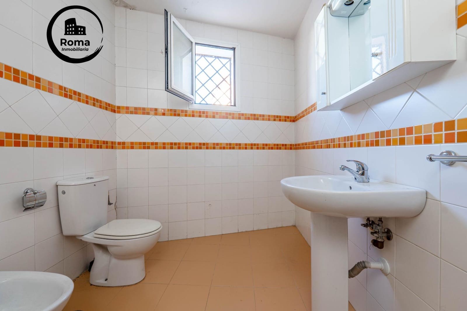 3 slaapkamer Huis te koop in Cenes de la Vega met zwembad garage - € 298.000 (Ref: 9721831)
