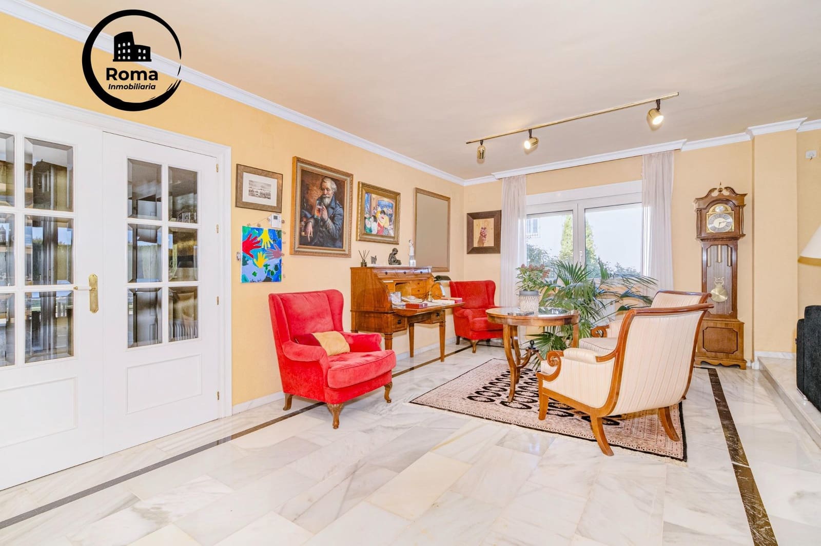 Chalet de 6 habitaciones en Gójar en venta con garaje - 480.000 € (Ref: 9748115)