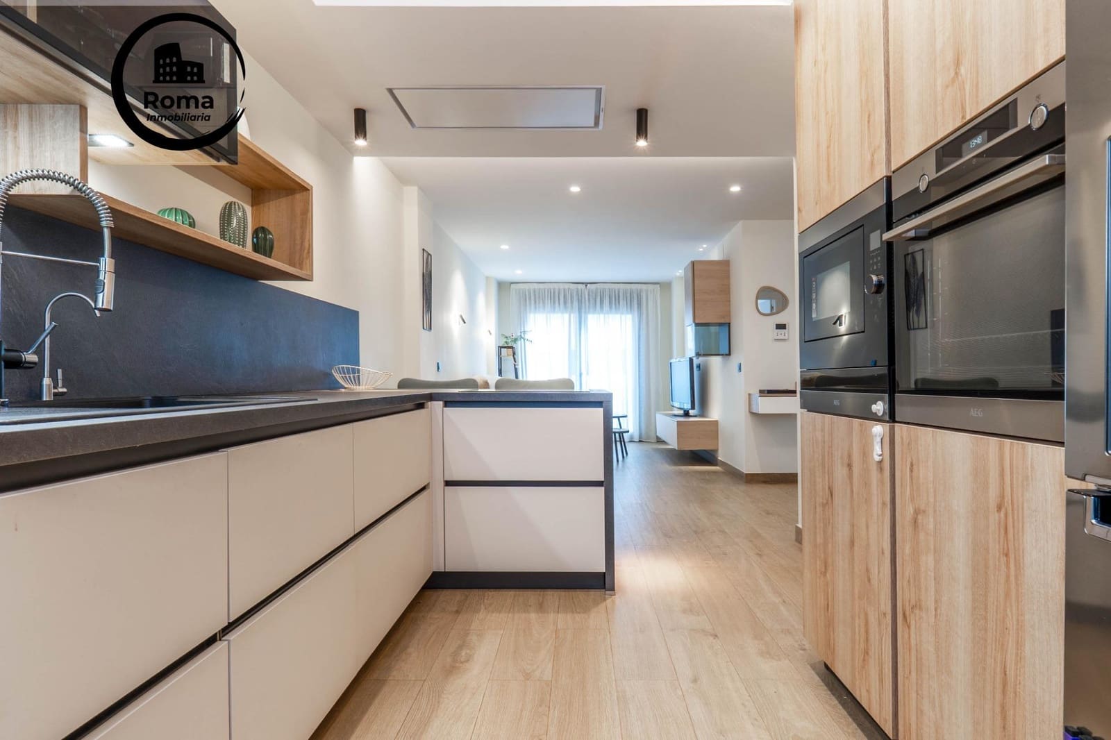 Adosado de 3 habitaciones en Albolote en venta con garaje - 365.000 € (Ref: 9748117)