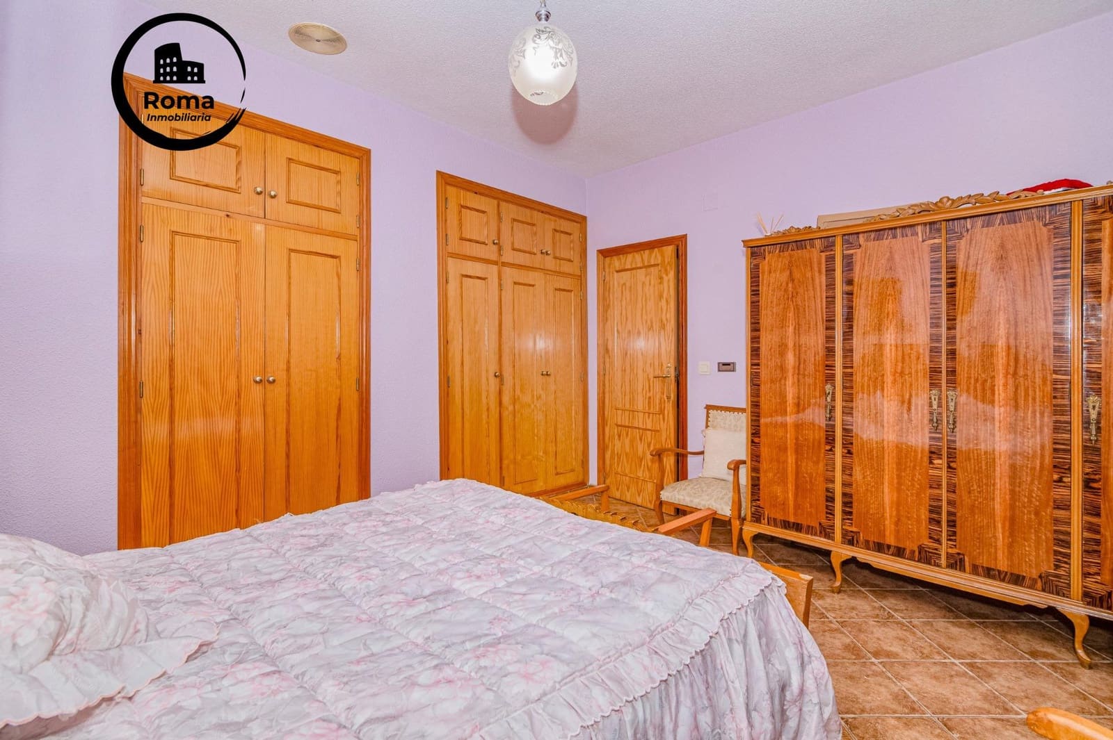 Chalet de 4 habitaciones en Peligros en venta con piscina - 395.000 € (Ref: 9748118)