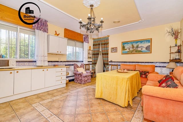 Chalet de 4 habitaciones en Peligros en venta con piscina - 395.000 € (Ref: 9748118)