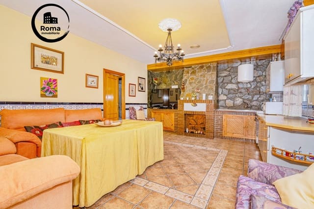 Chalet de 4 habitaciones en Peligros en venta con piscina - 395.000 € (Ref: 9748118)