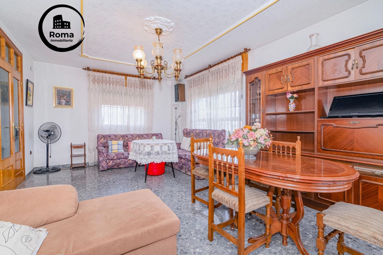 Chalet de 4 habitaciones en Peligros en venta con piscina - 395.000 € (Ref: 9748118)