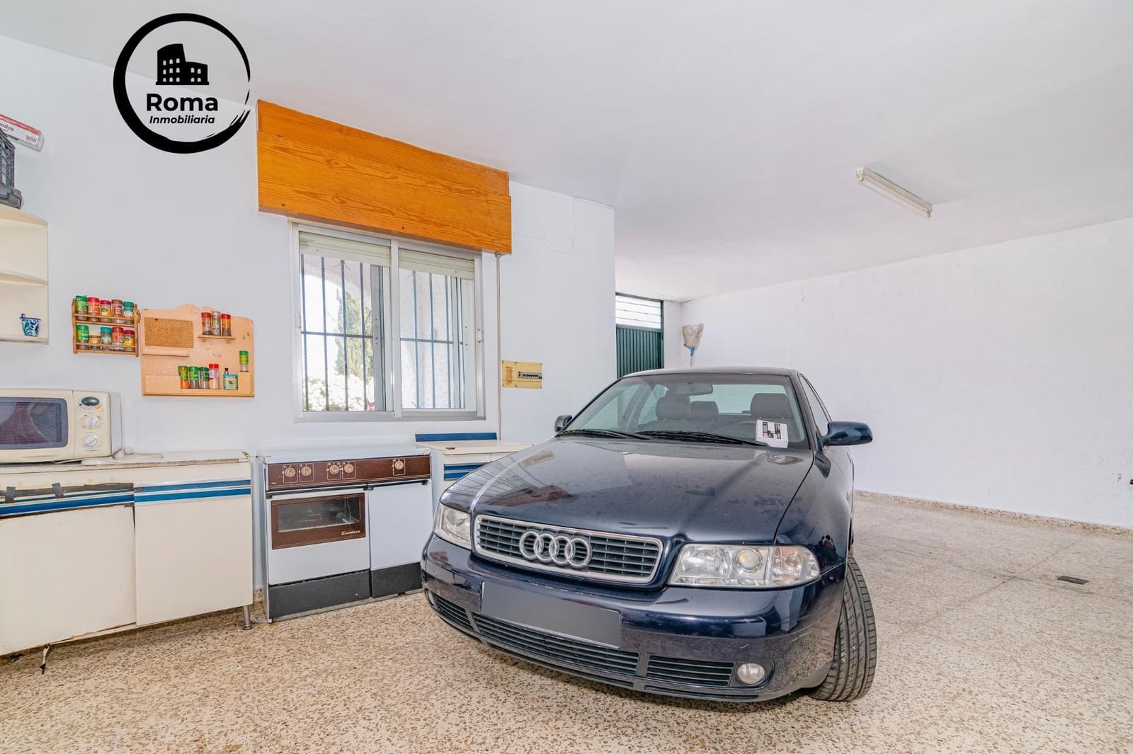 Chalet de 4 habitaciones en Peligros en venta con piscina - 395.000 € (Ref: 9748118)