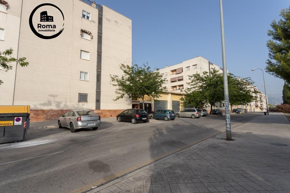 3 soveværelse Lejlighed til salg i Granada by med garage - € 70.000 (Ref: 9748119)