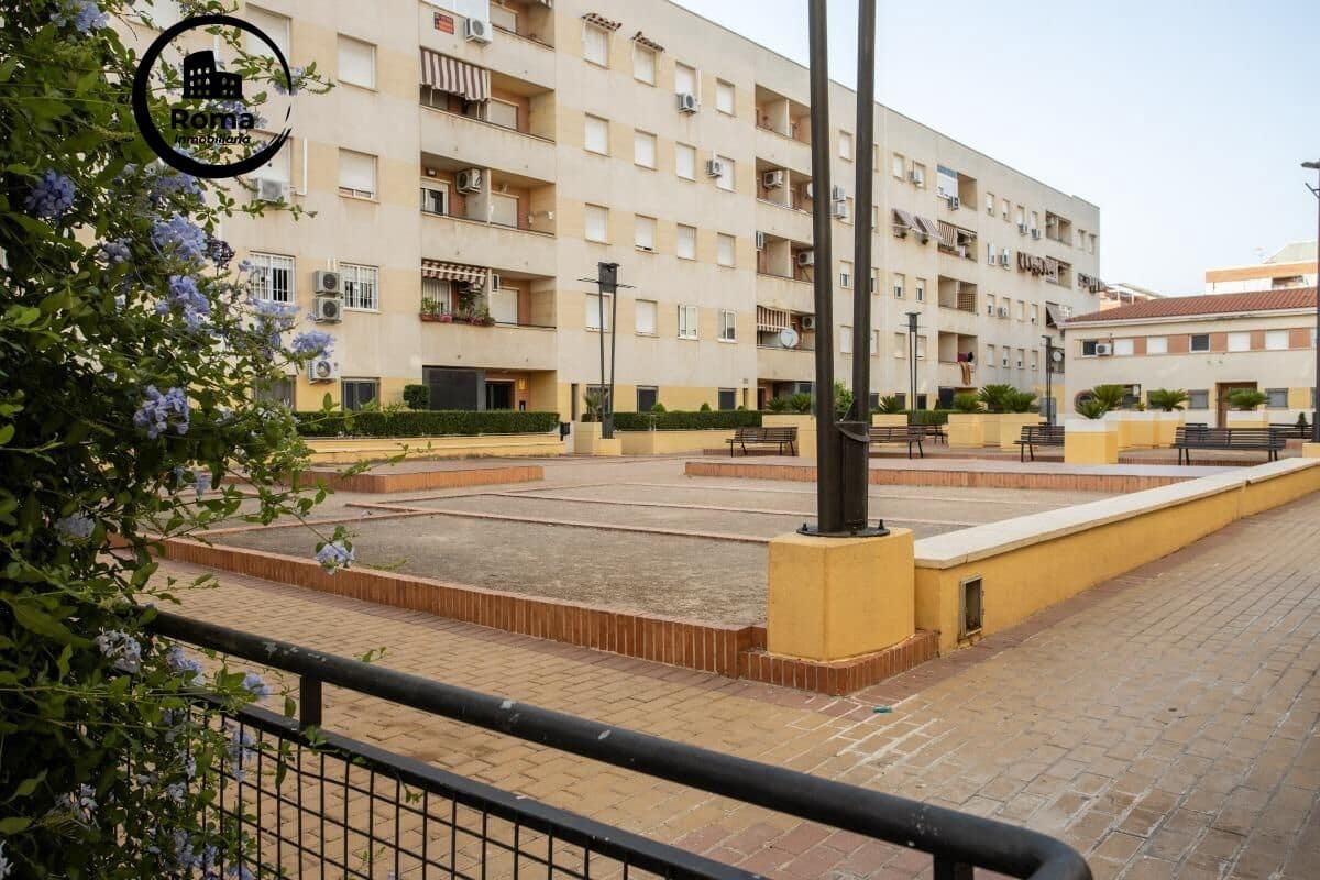 3 soveværelse Lejlighed til salg i Granada by med garage - € 70.000 (Ref: 9748119)