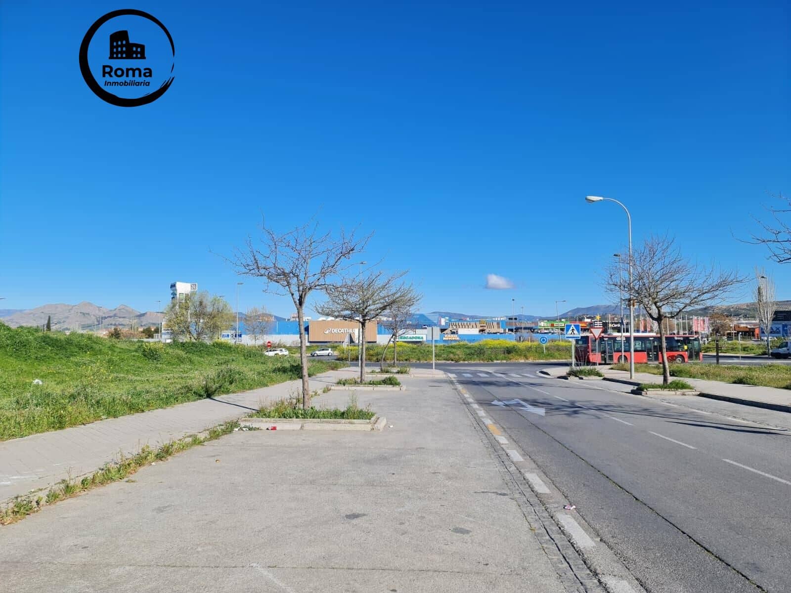 3 soveværelse Lejlighed til salg i Granada by med garage - € 70.000 (Ref: 9748119)