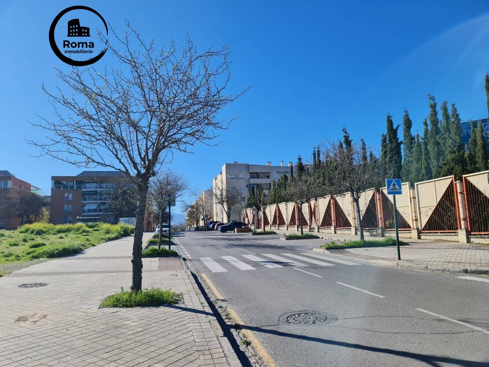 3 soveværelse Lejlighed til salg i Granada by med garage - € 70.000 (Ref: 9748119)