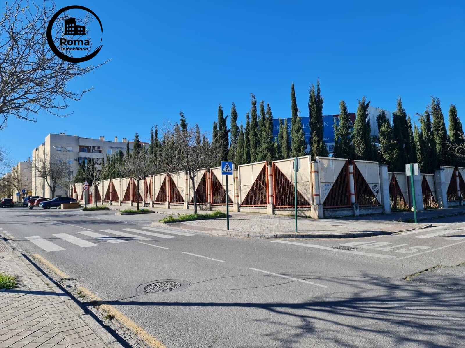 3 soveværelse Lejlighed til salg i Granada by med garage - € 70.000 (Ref: 9748119)