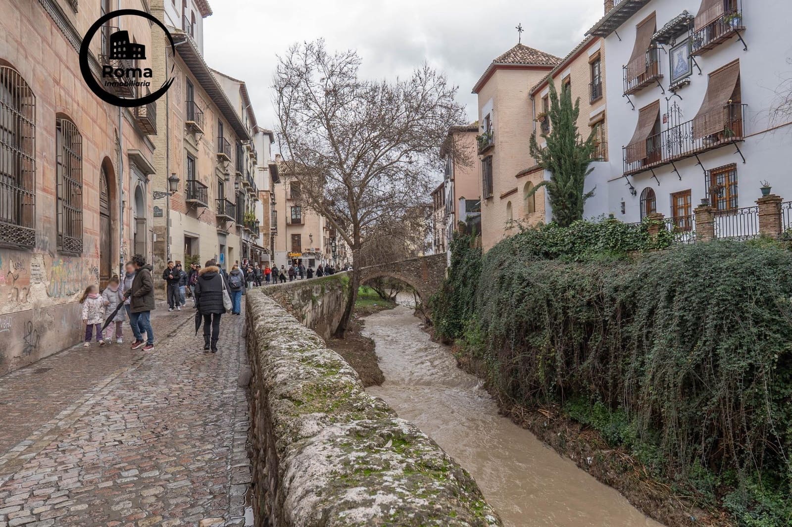 Adosado de 2 habitaciones en Granada ciudad en venta - 210.000 € (Ref: 9748120)