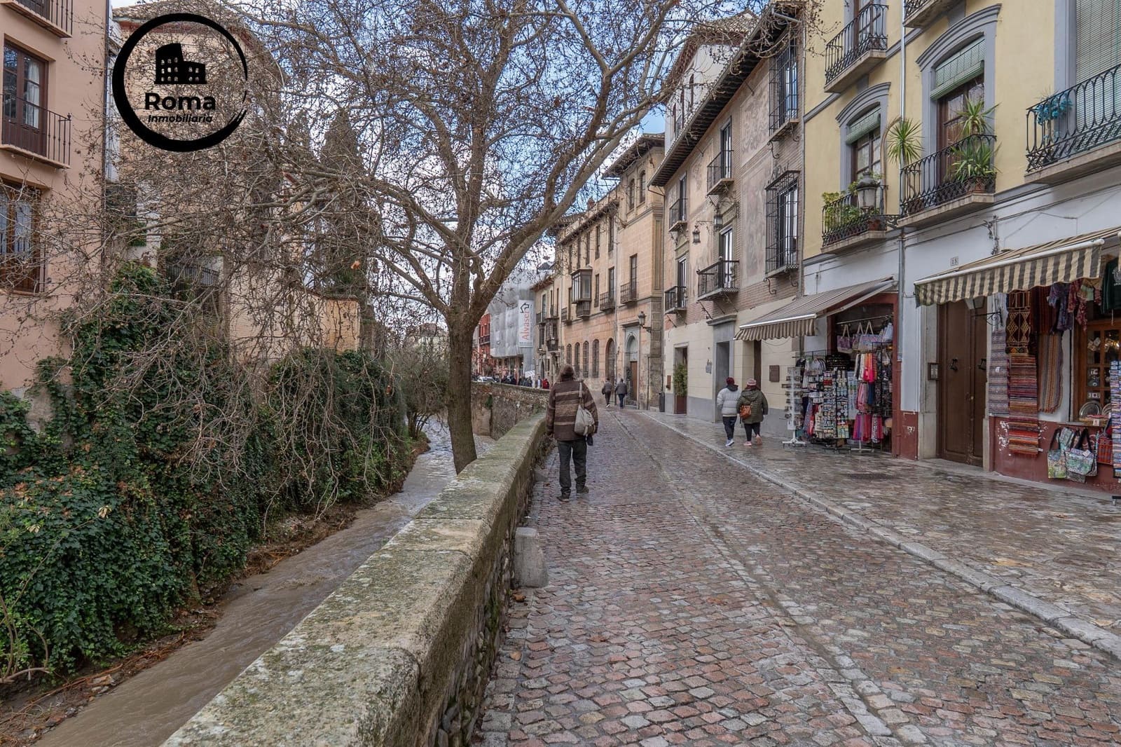 Adosado de 2 habitaciones en Granada ciudad en venta - 210.000 € (Ref: 9748120)