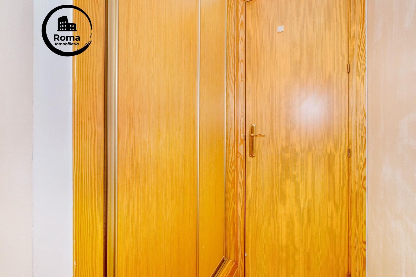 2 bedroom Flat for sale in Sierra Nevada with pool garage - € 168,000 (Ref: 9748124)