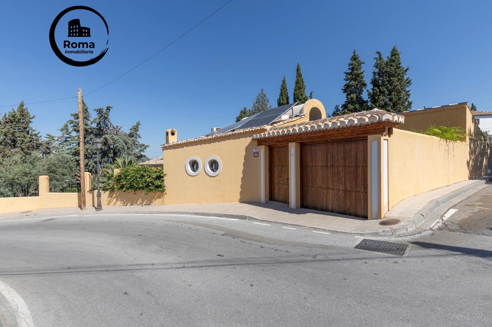 11 soveværelse Villa til salg i Huetor Vega med garage - € 850.000 (Ref: 9748129)